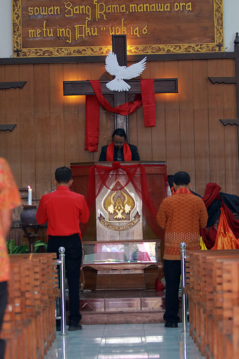 galeri, Ibadah Siang Pentakosta 19 Mei 2024 di GKJ Baki Induk, gereja kristen jawa, gkj, gkj baki, gereja kristen jawa baki, baki, sukoharjo, gkj klasis sukoharjo, klasis sukoharjo, klasis, sinode gkj, sinode 